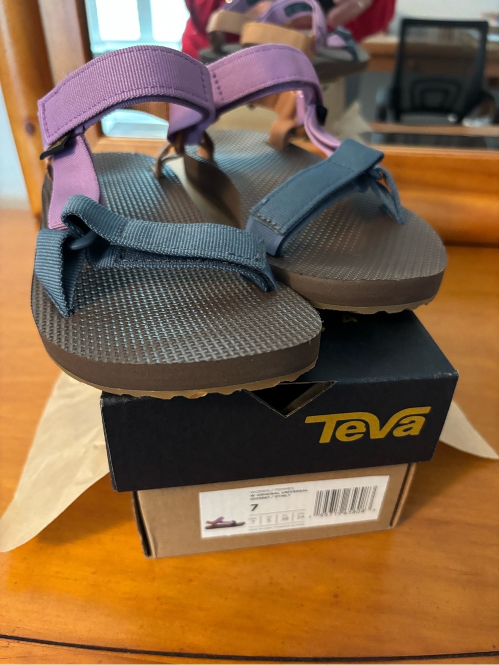 Teva Women’s Original Universal Sandals Style # 1003987 / DTMLT Size: 7 NWT
